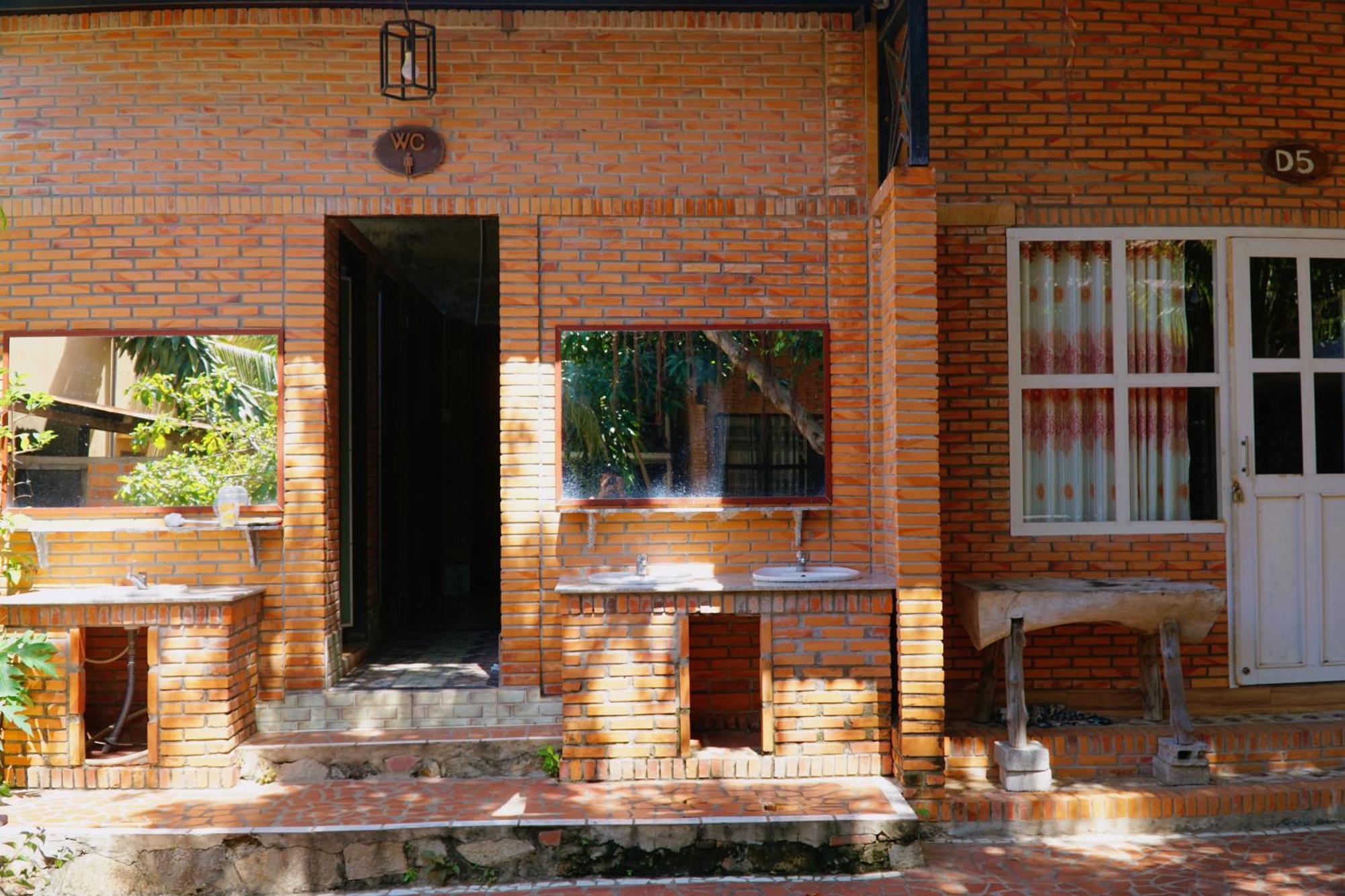 Hoang Nga Garden Guesthouse Муи Не Екстериор снимка