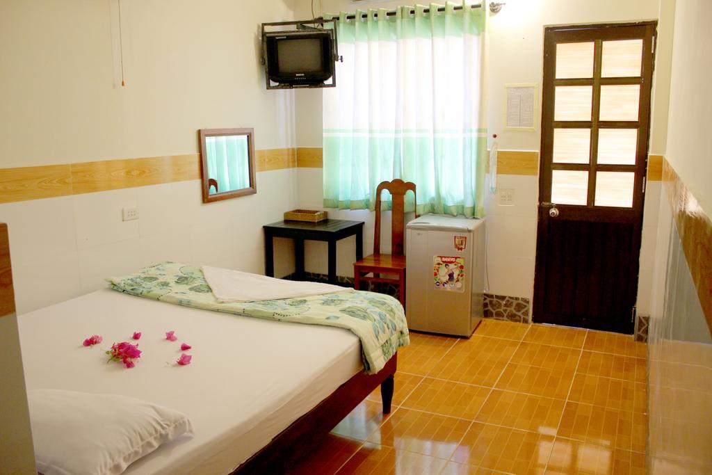Hoang Nga Garden Guesthouse Муи Не Екстериор снимка